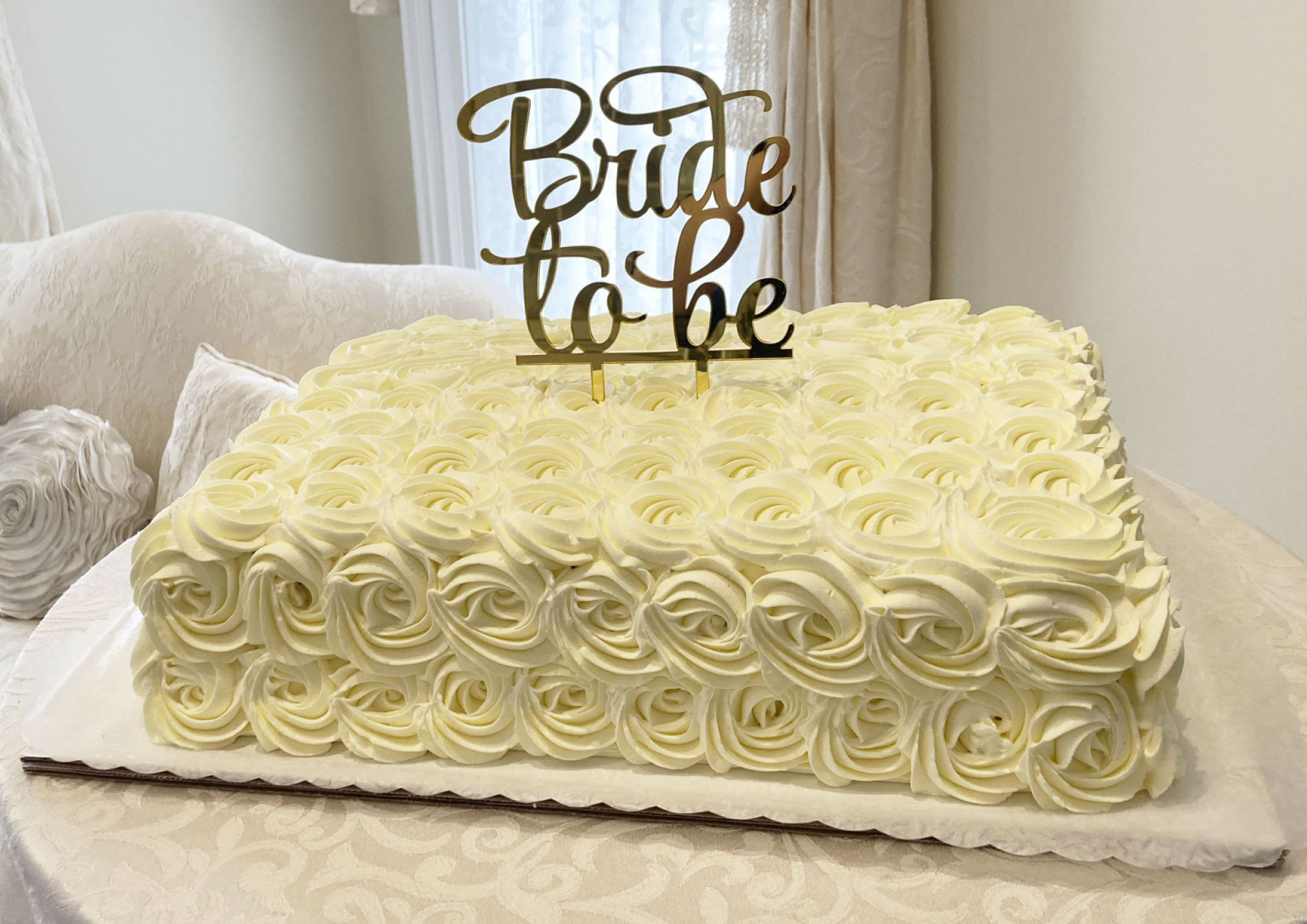 DESIGN: CH-ROSETTES (BRIDE-TO-BE PICK SUPPLIED BY THE CUSTOMER) 