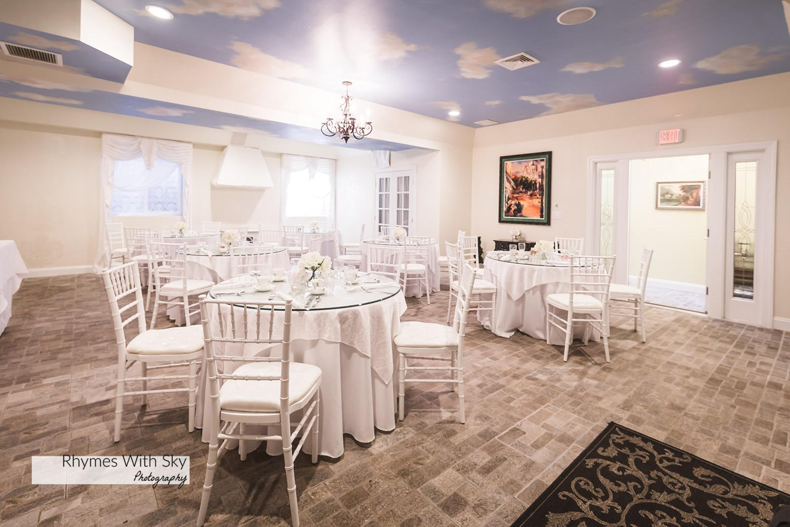 table-setting-white.jpg